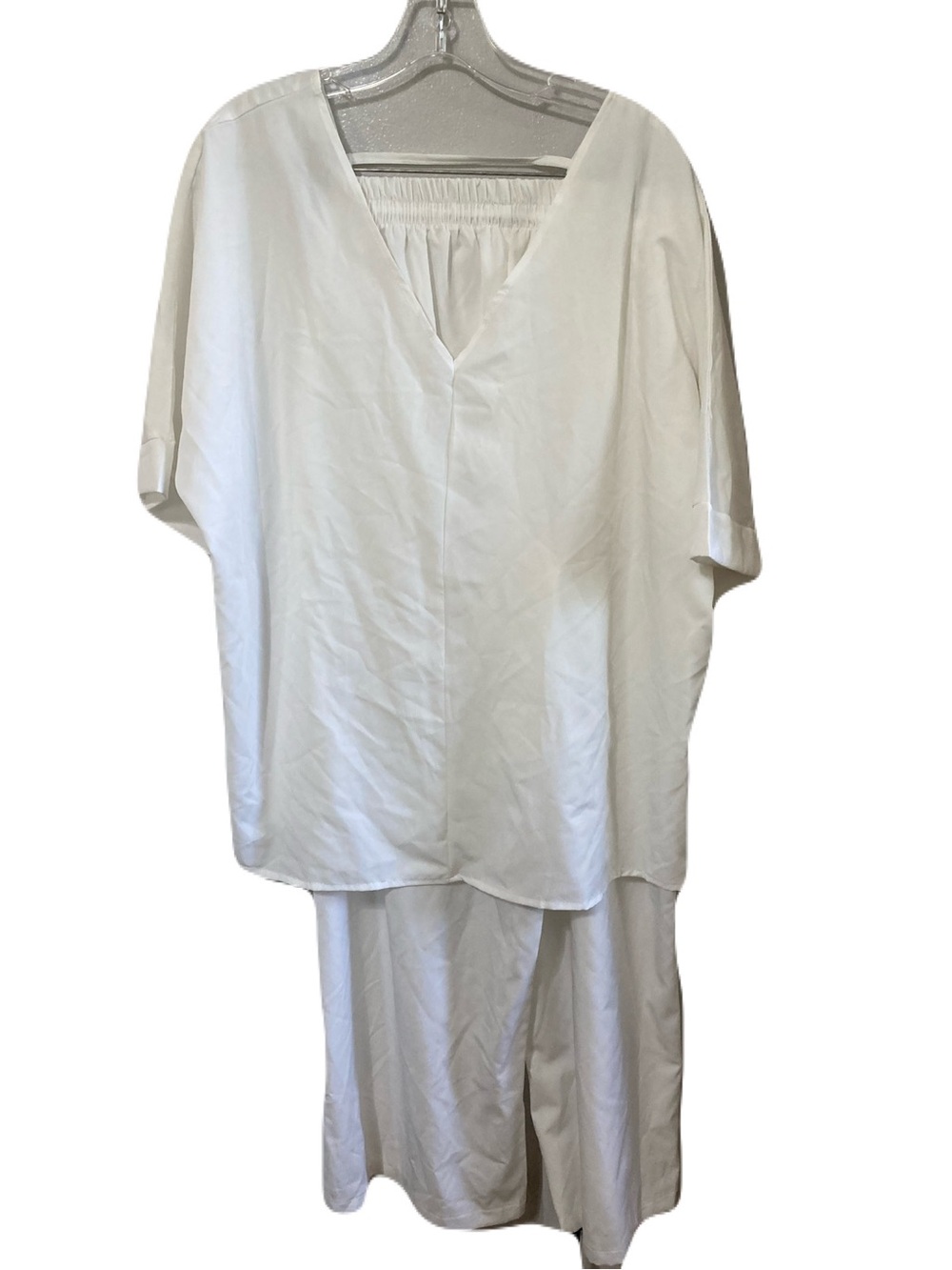 White V-Neck Women's Dress - Elegant Relaxed Silhouette